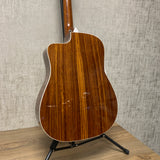 Taylor 210ce DLX Met Koffer